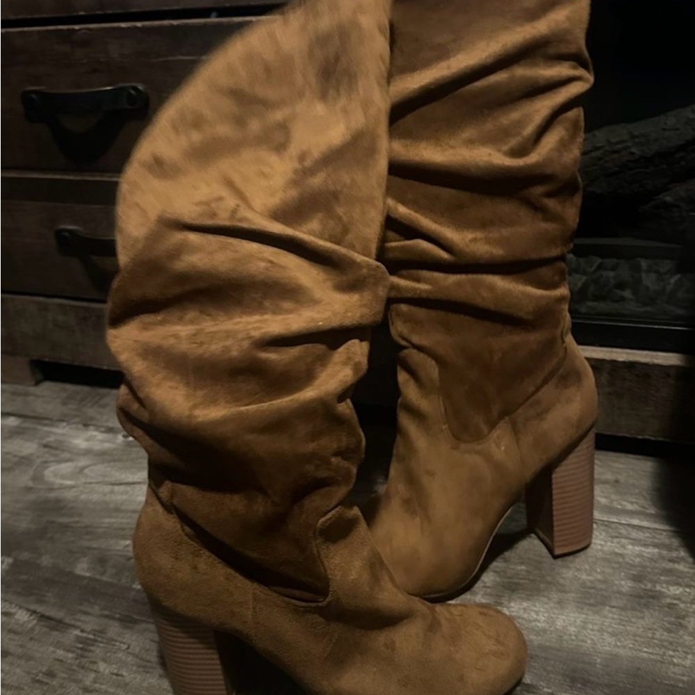Brown Suede Women's Boots